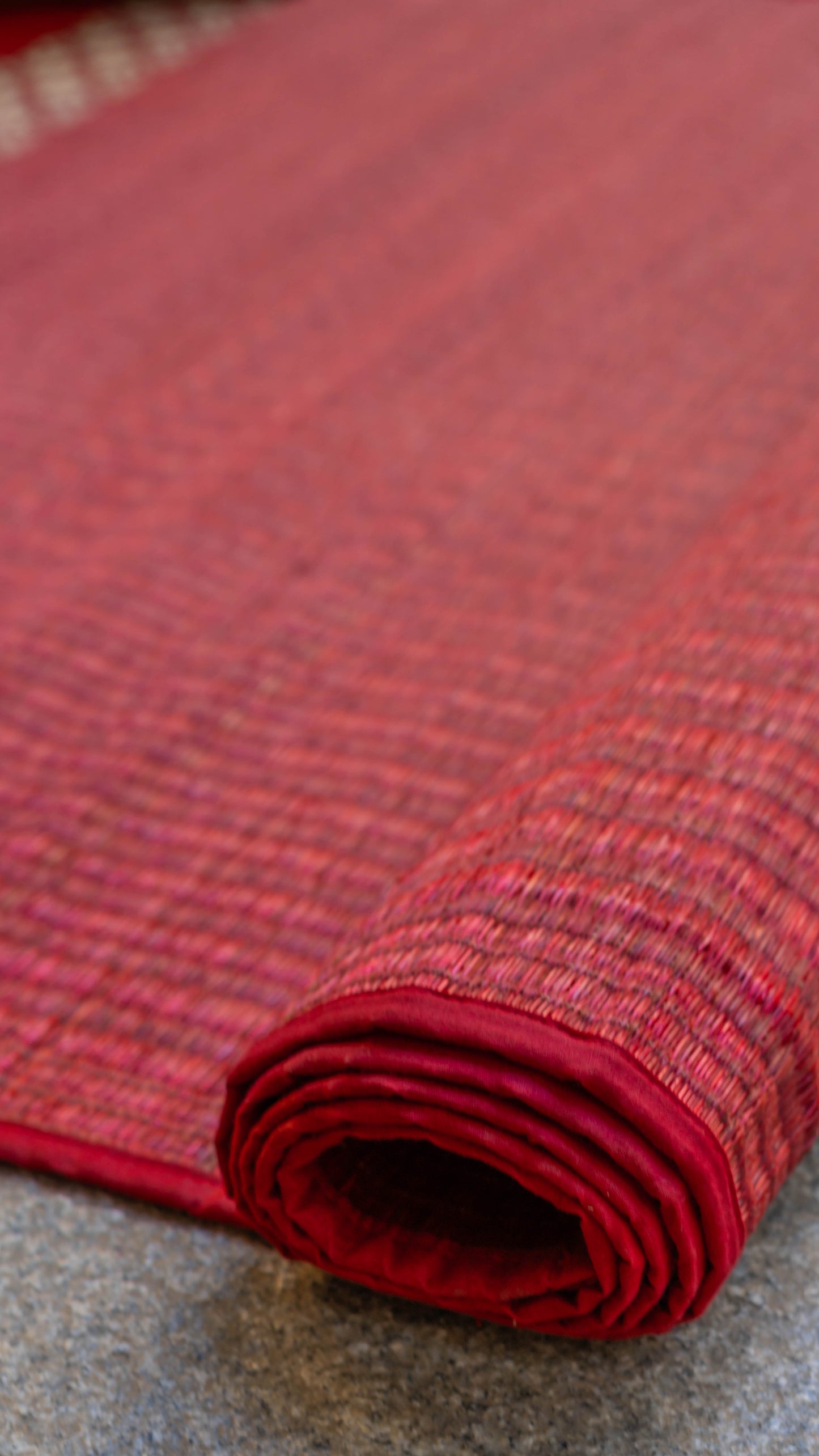 Pattamadai River Grass Wedding Mats - Red & Off White