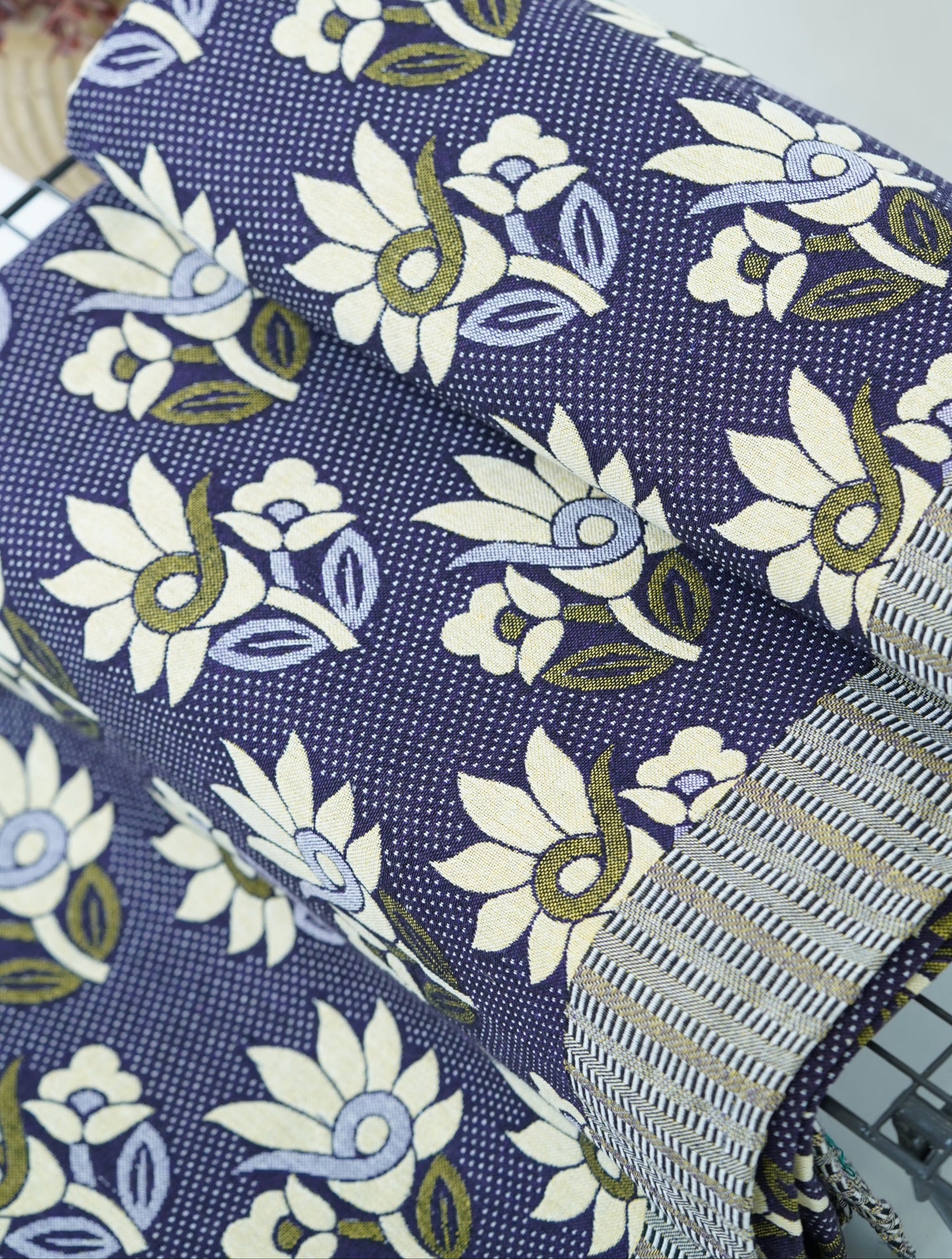 Jacquard Double Cot Bedsheet - Floral wine