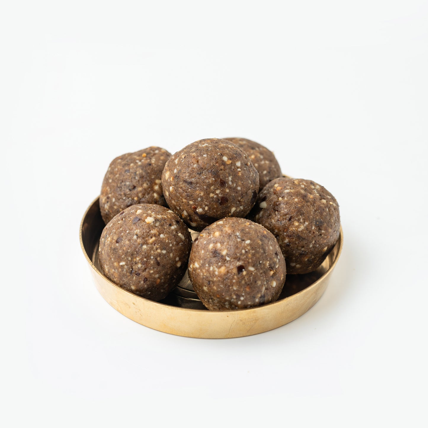 Black Urad dal & Dates Ladoo (Karuppu Ulundhu)