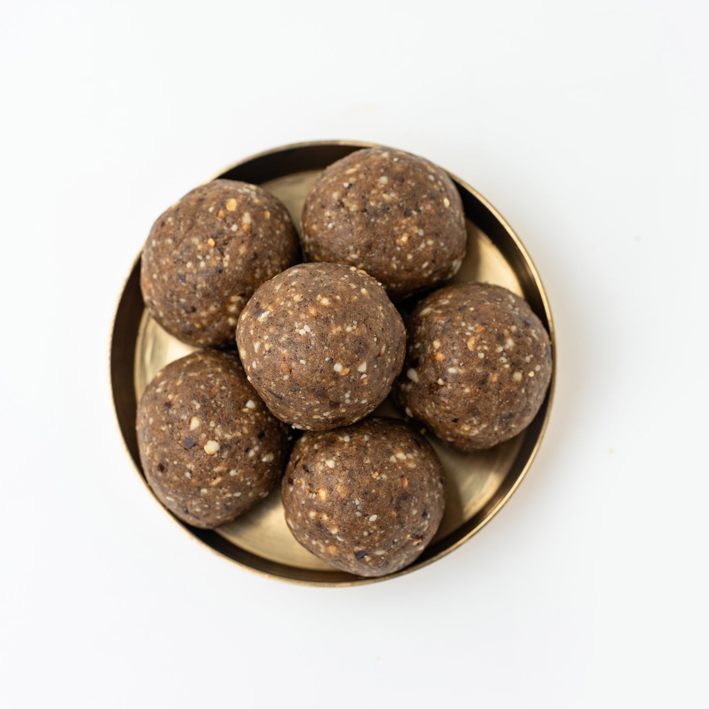 Black Urad dal & Dates Ladoo (Karuppu Ulundhu)