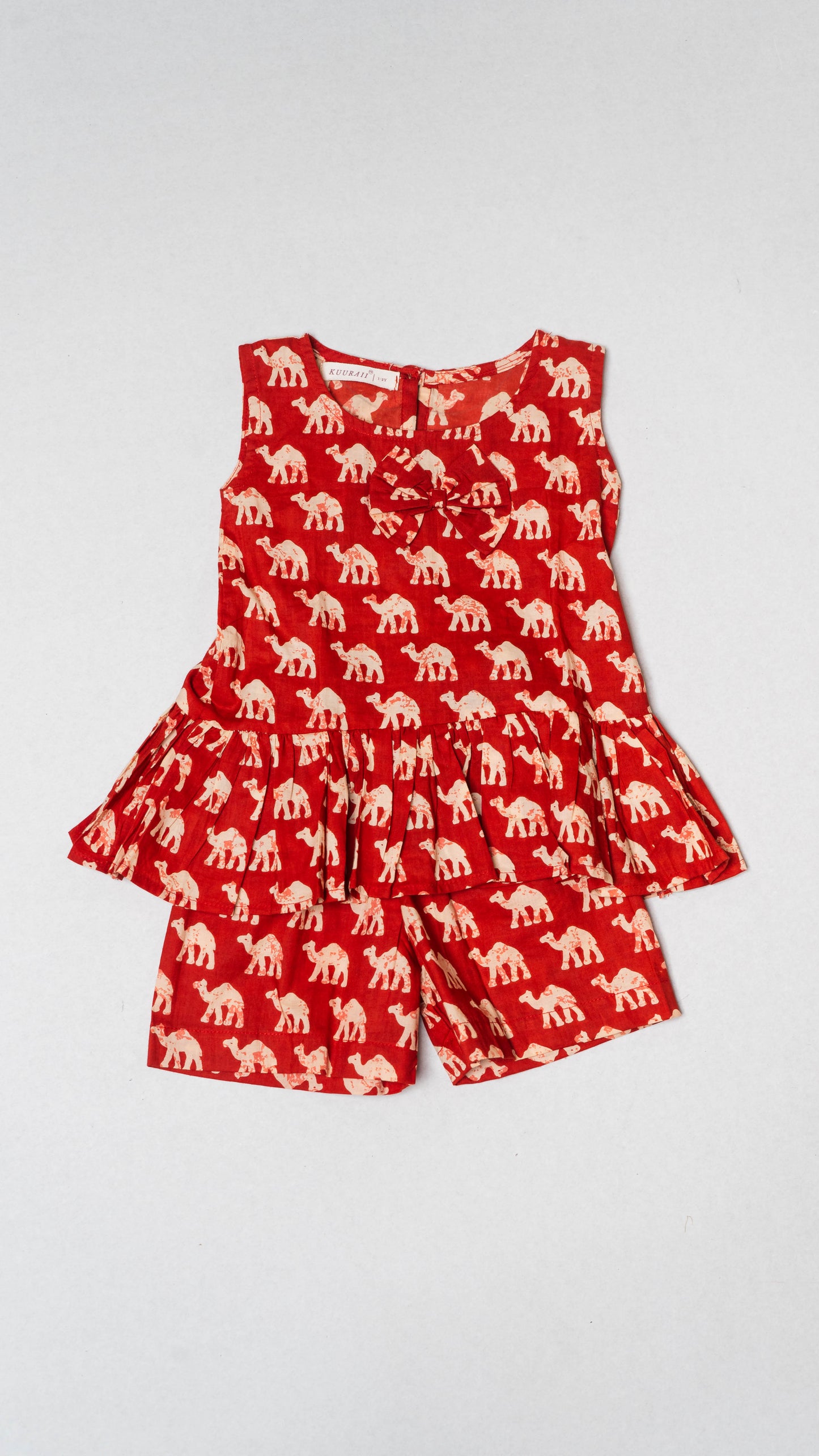 Red Camel Bow Pattern Set