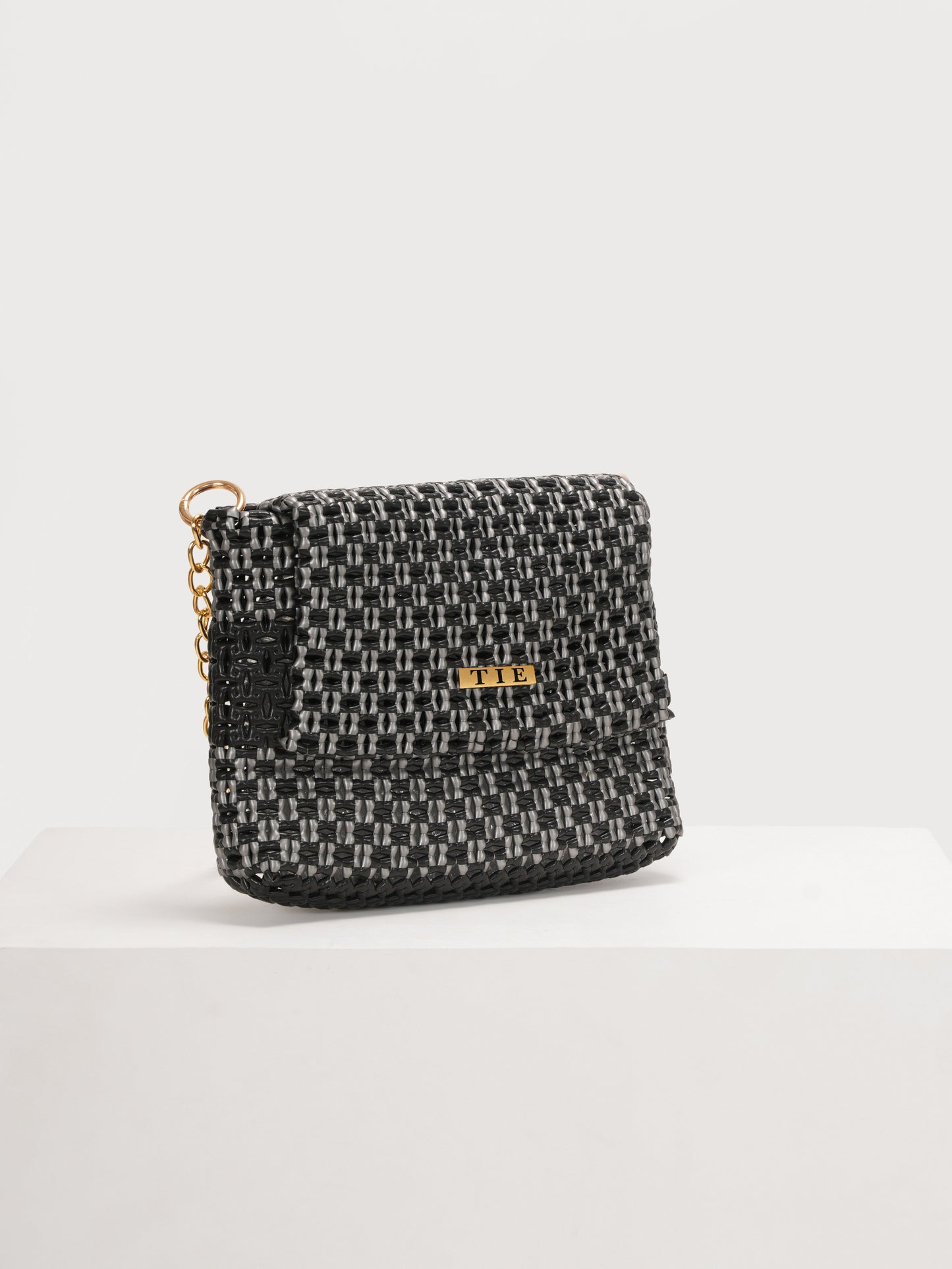 Juno Black & Grey Wire Sling