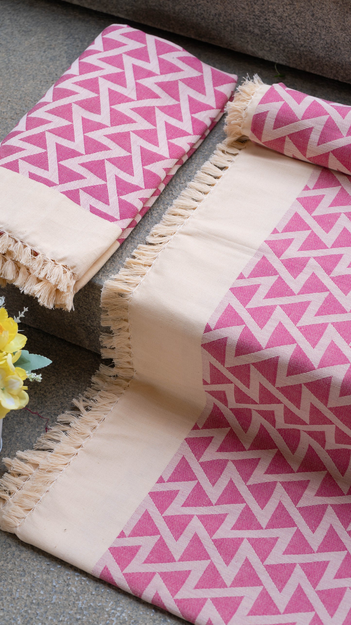 Zig Zag Lovely Chennimalai Bedsheet - Pink
