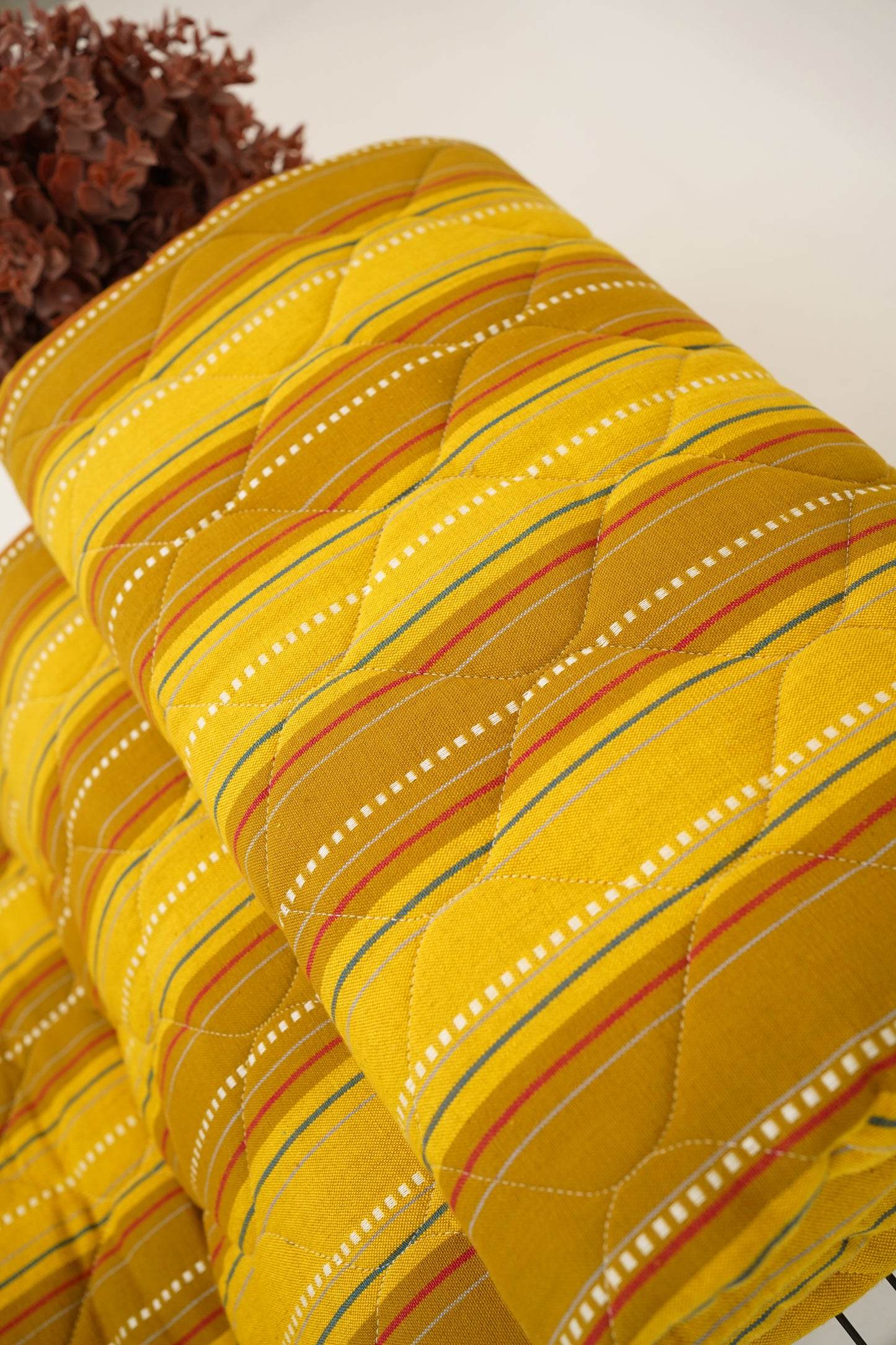 Premium Handloom Single Cot Chennimalai Quilt - Sunny Stripe