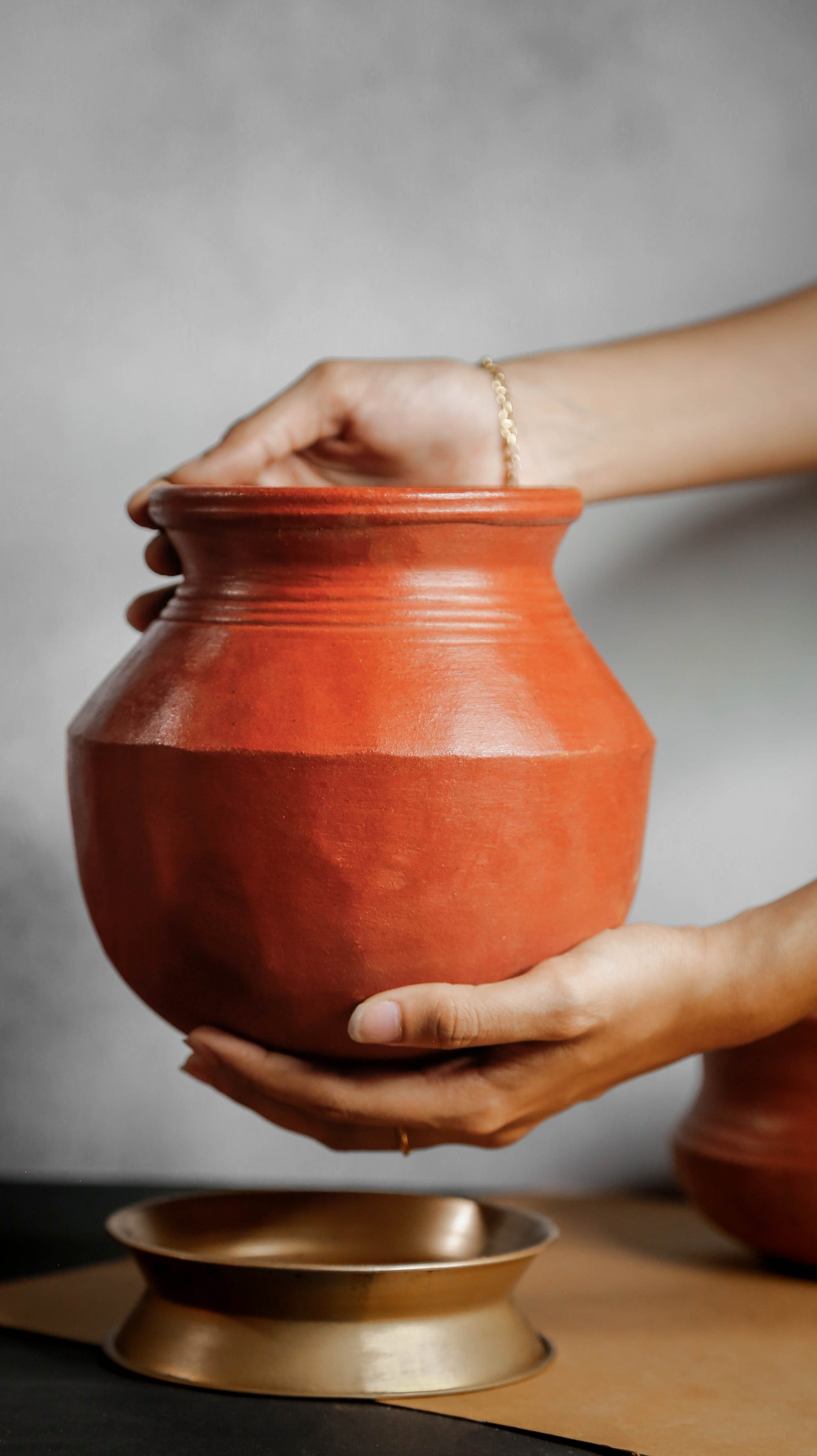 earthen water pot