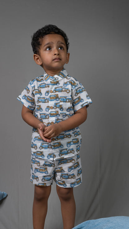 White Vintage Car Print Cotton shirt and shorts set