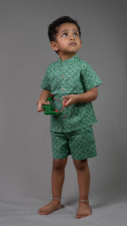 Green Dot Print Cotton shirt and shorts set