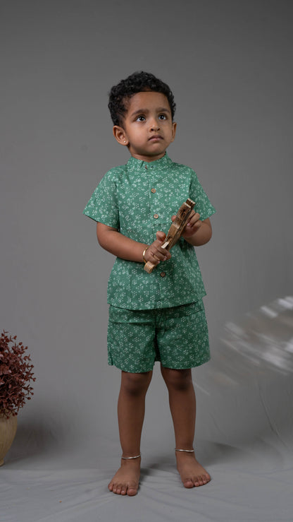 Green Dot Print Cotton shirt and shorts set
