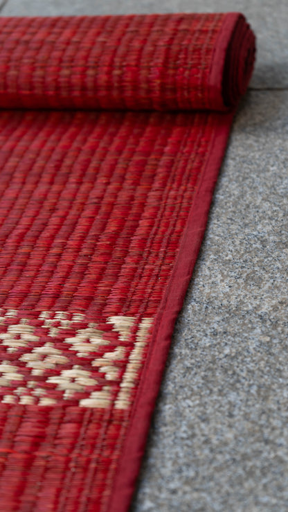 Pattamadai River Grass Wedding Mats - Red & Off White
