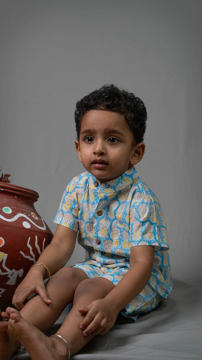 Blue Pineapple print Cotton shirt and shorts set
