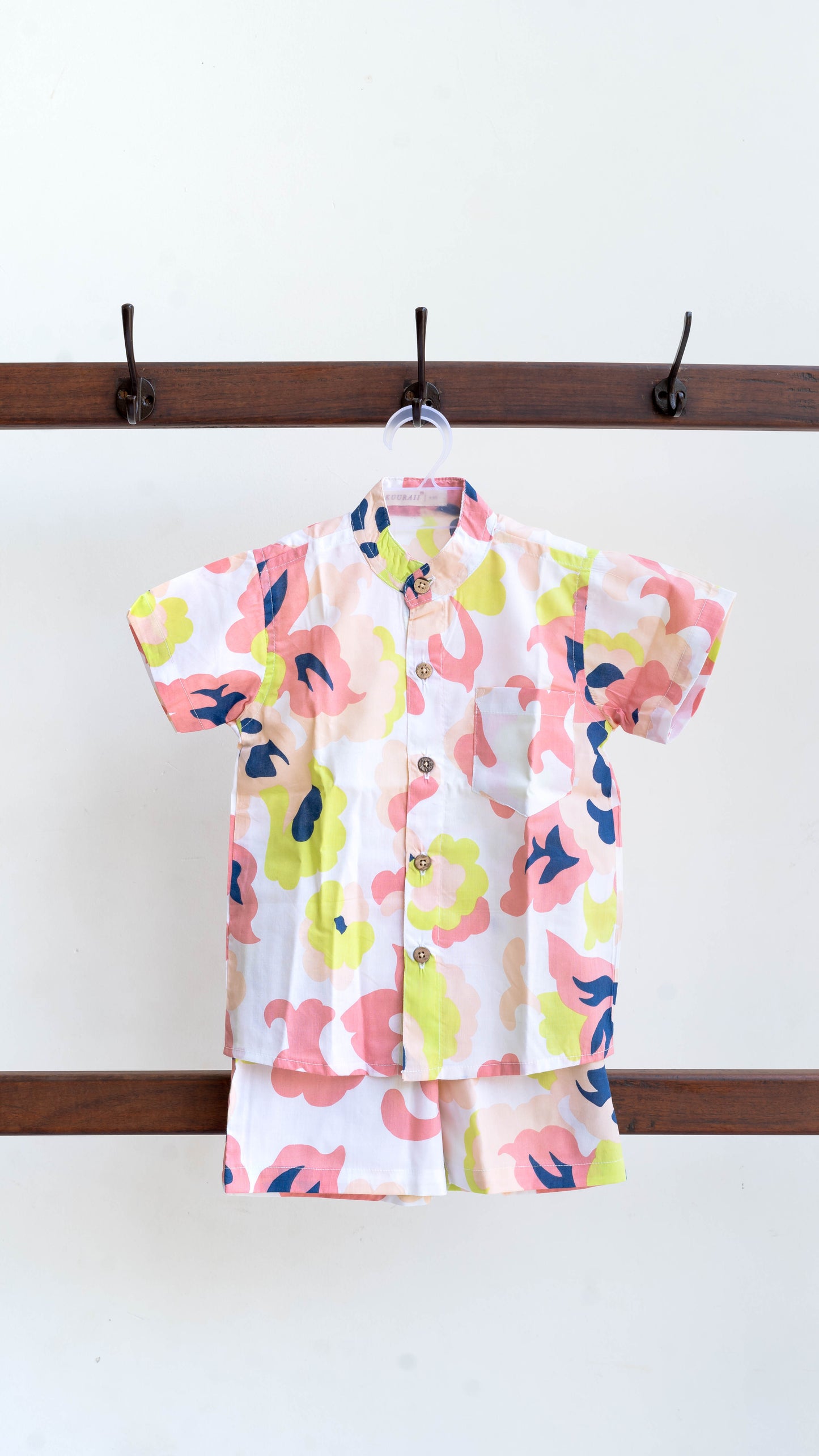 Multi-colour Geometric Print Cotton shirt and shorts set