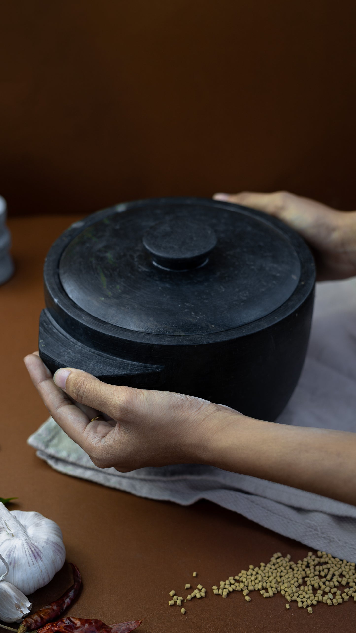 Soapstone Cookware with Lid - Seasoned