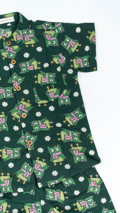 Dark Green Bird Print Cotton shirt and shorts set