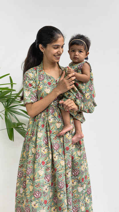 Mother & Daughter Twinning Dress | Wild Floral Print | Multi-colour Floral