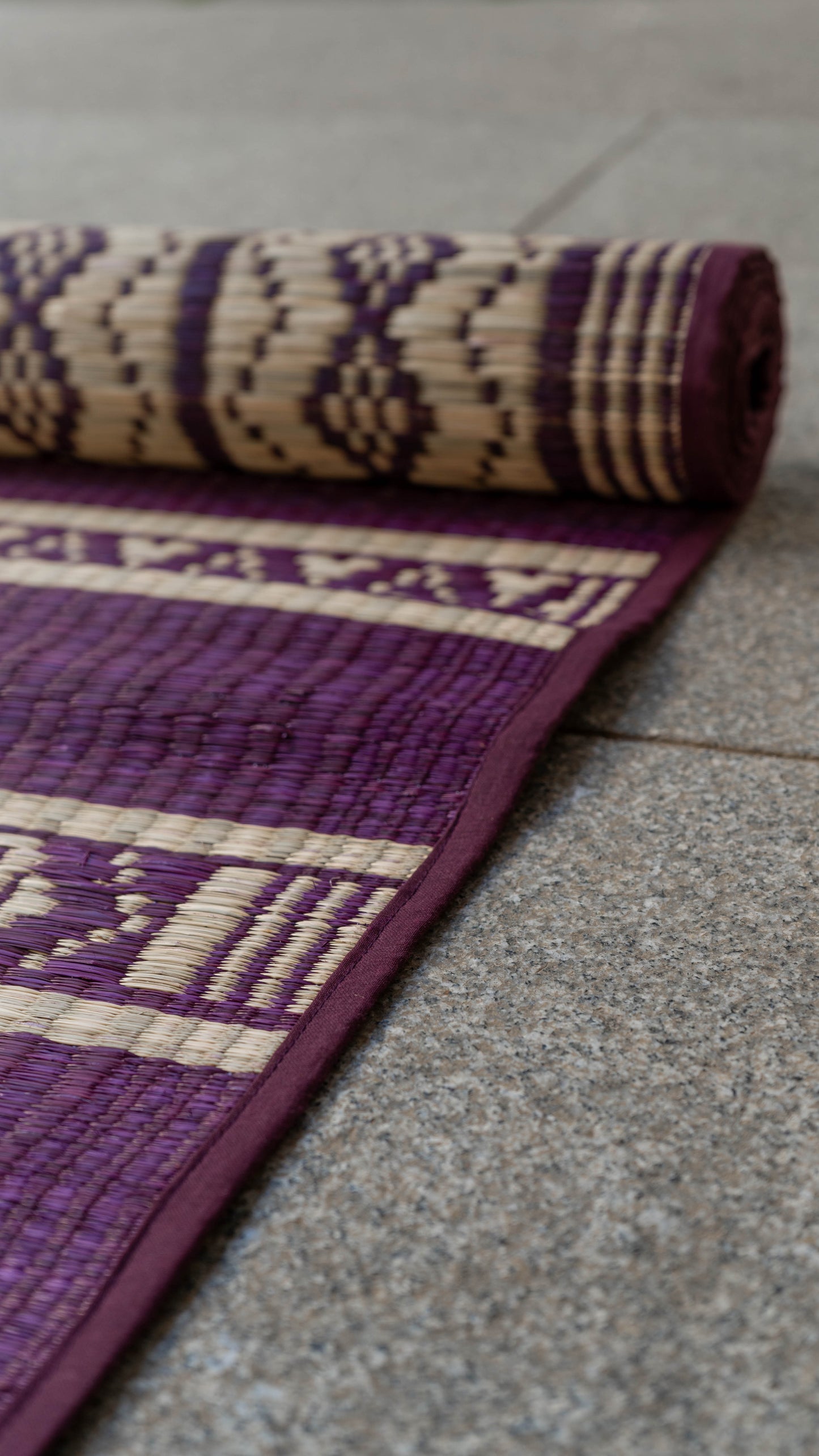 Pattamadai River Grass Wedding Mats - Violet & Off White