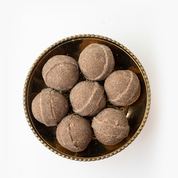 Black Rice Ghee Ladoo (Karuppu Kavuni)