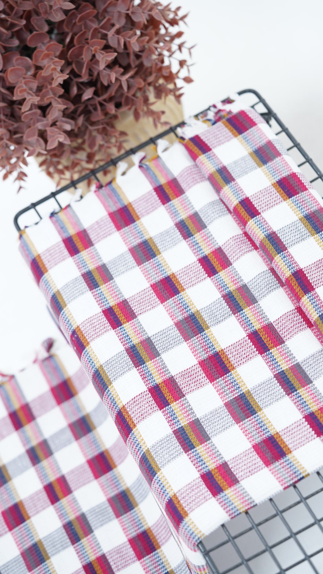 Chennimalai Handloom Soft Grid Weave Towel Checked