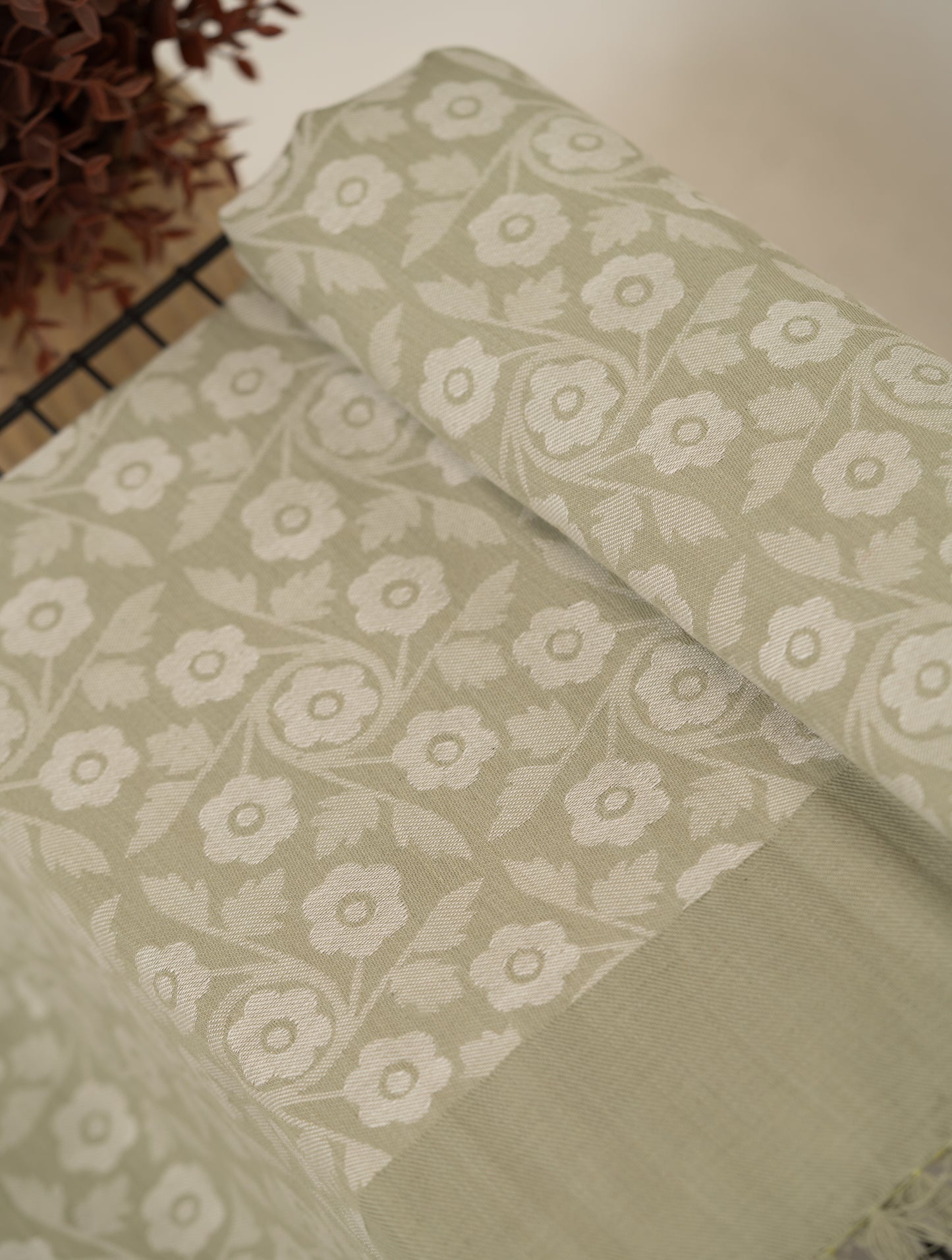 Classic Bloom Lovely Chennimalai Bedsheet