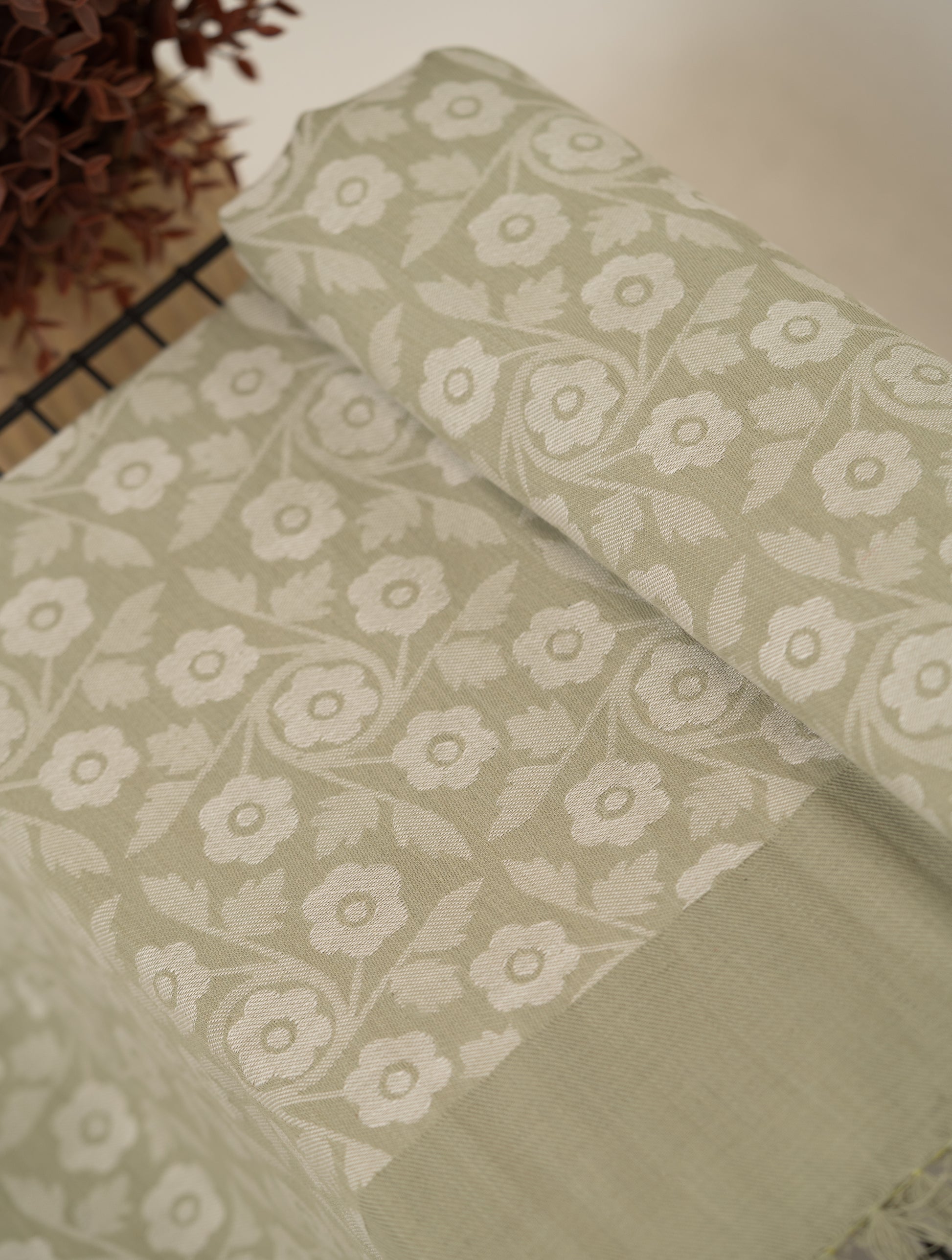 Classic Bloom Lovely Chennimalai Bedsheet
