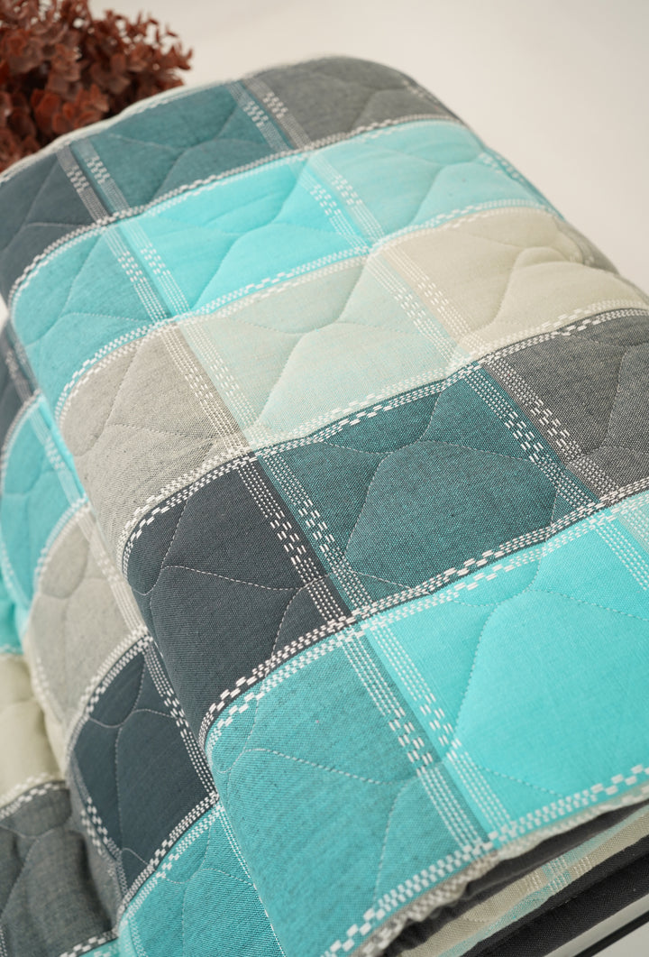 Premium Handloom Double Cot Chennimalai Quilt- Cool Breeze