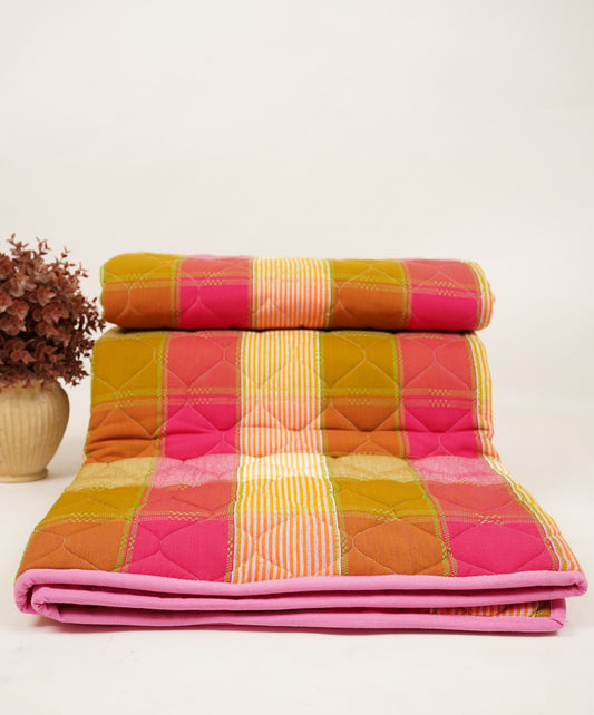 Premium Handloom Double Cot Chennimalai Quilt- Coral Check
