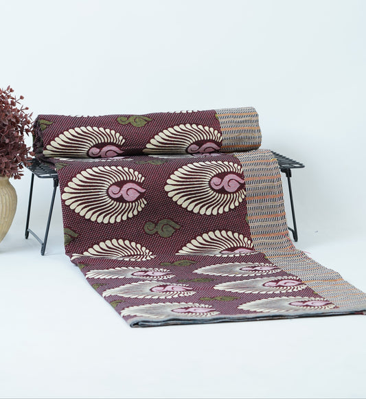 Jacquard Double Cot Bedsheet - Maroon feather