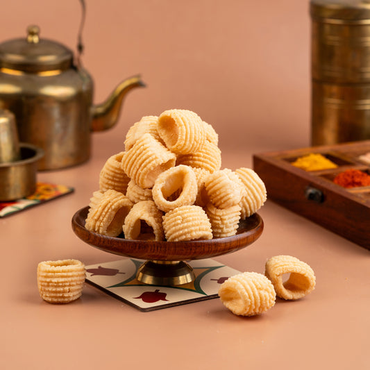 Chettinad Seepu Seedai (Circular rice Crisps)