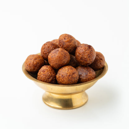 Chettinad Inipu Seedai (Sweet Seedai)