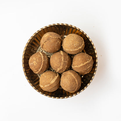 Pasi Payuru Ghee Ladoo (Algae Lentil)