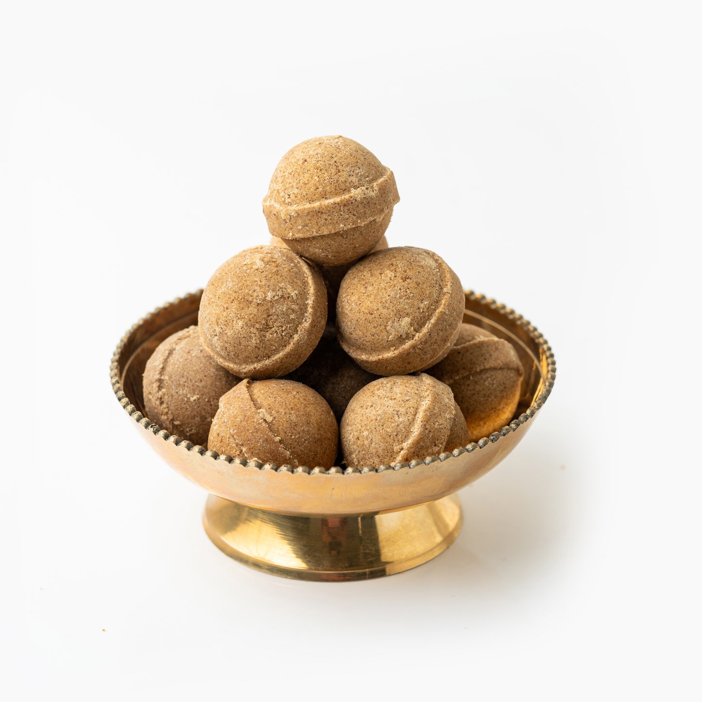 Green Gram Dal Ghee Ladoo (Pasi Paruppu)