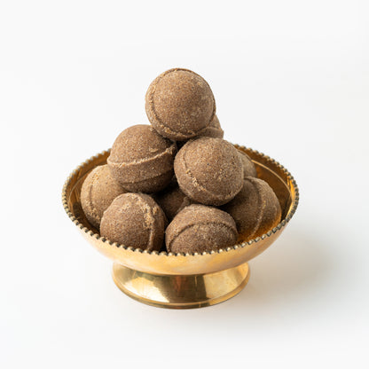 Mixed Millets Ghee Ladoo (Sirudhaniyam)