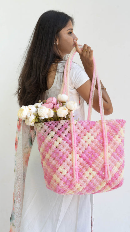 Pink & White Biscuit Knot Basket