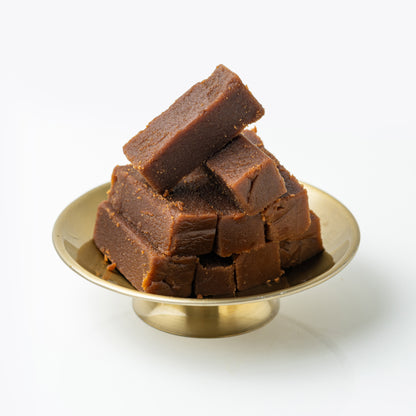 Karupatti Mysore Pak (Jaggery Mysore Pak)