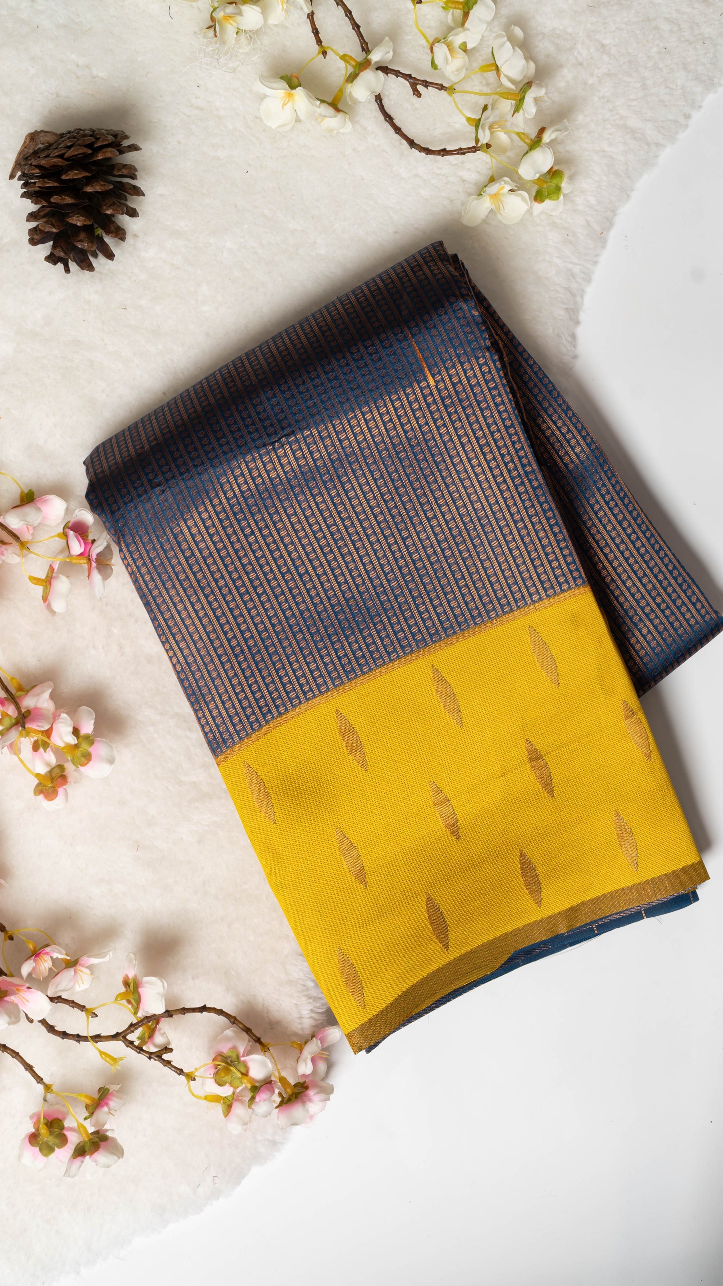 Droplet Semi-Kanchi Silk Saree with Blouse