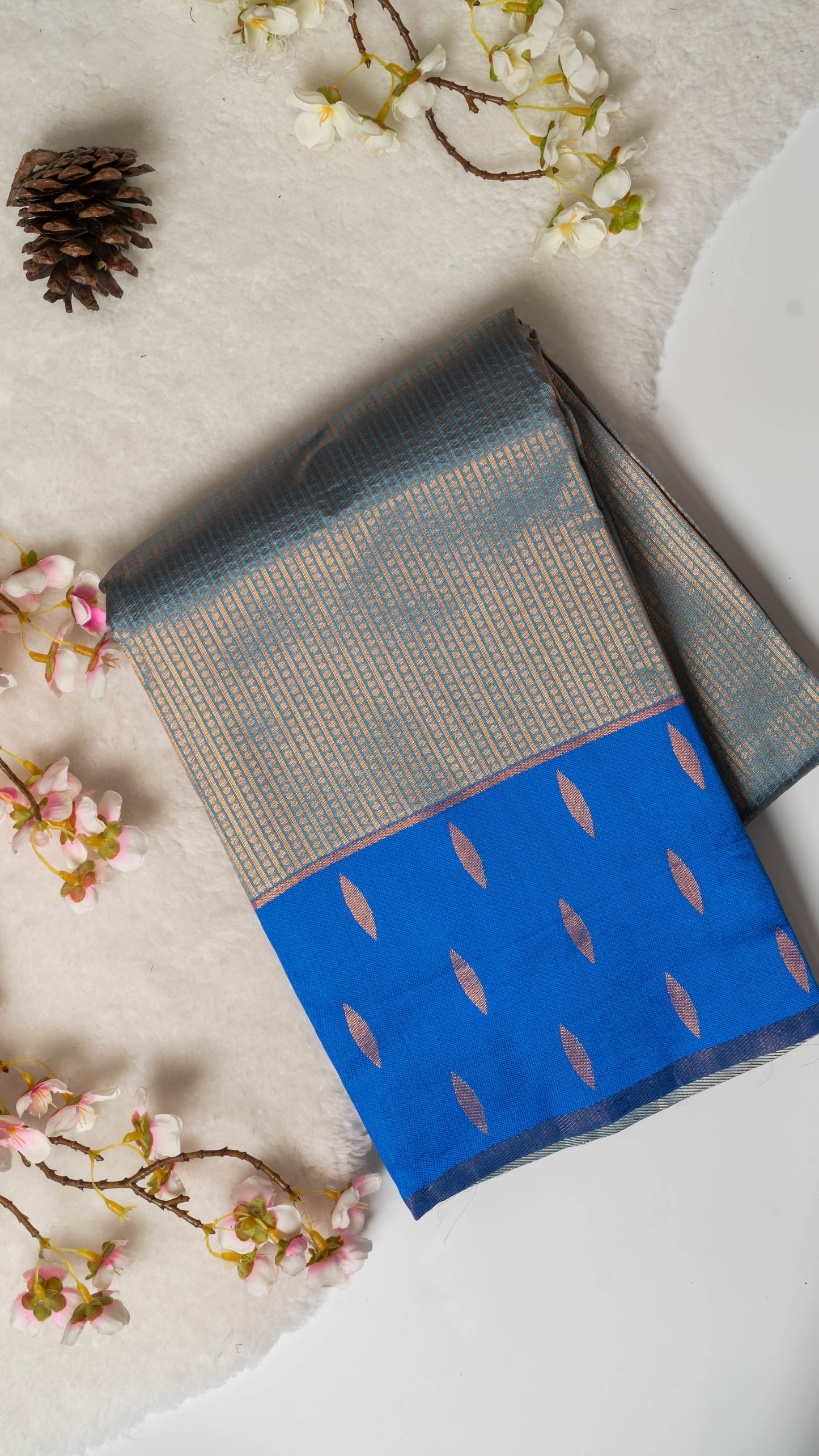 Droplet Semi-Kanchi Silk Saree with Blouse
