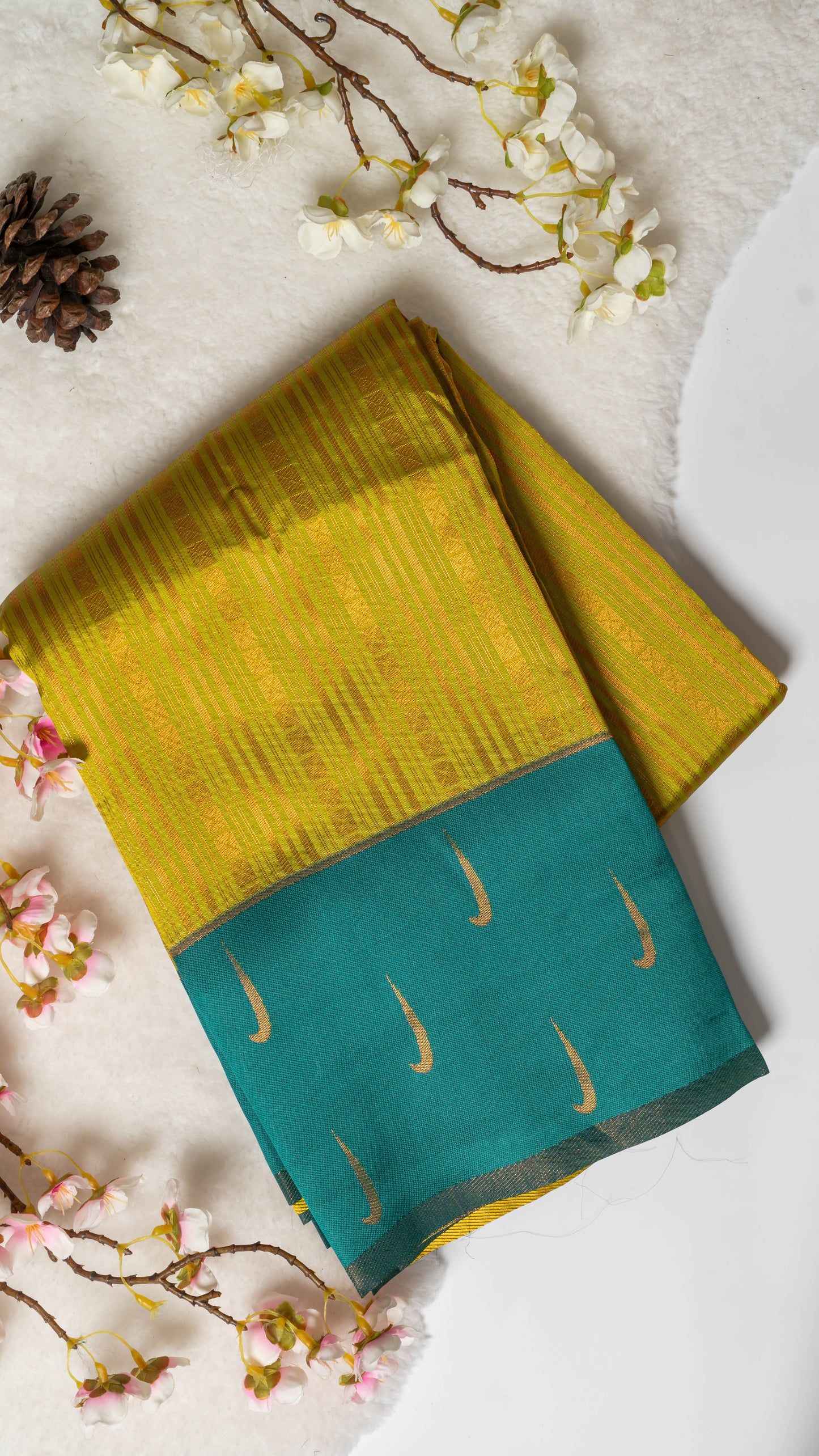 Box Stripes Semi-Kanchi Silk Saree with Blouse