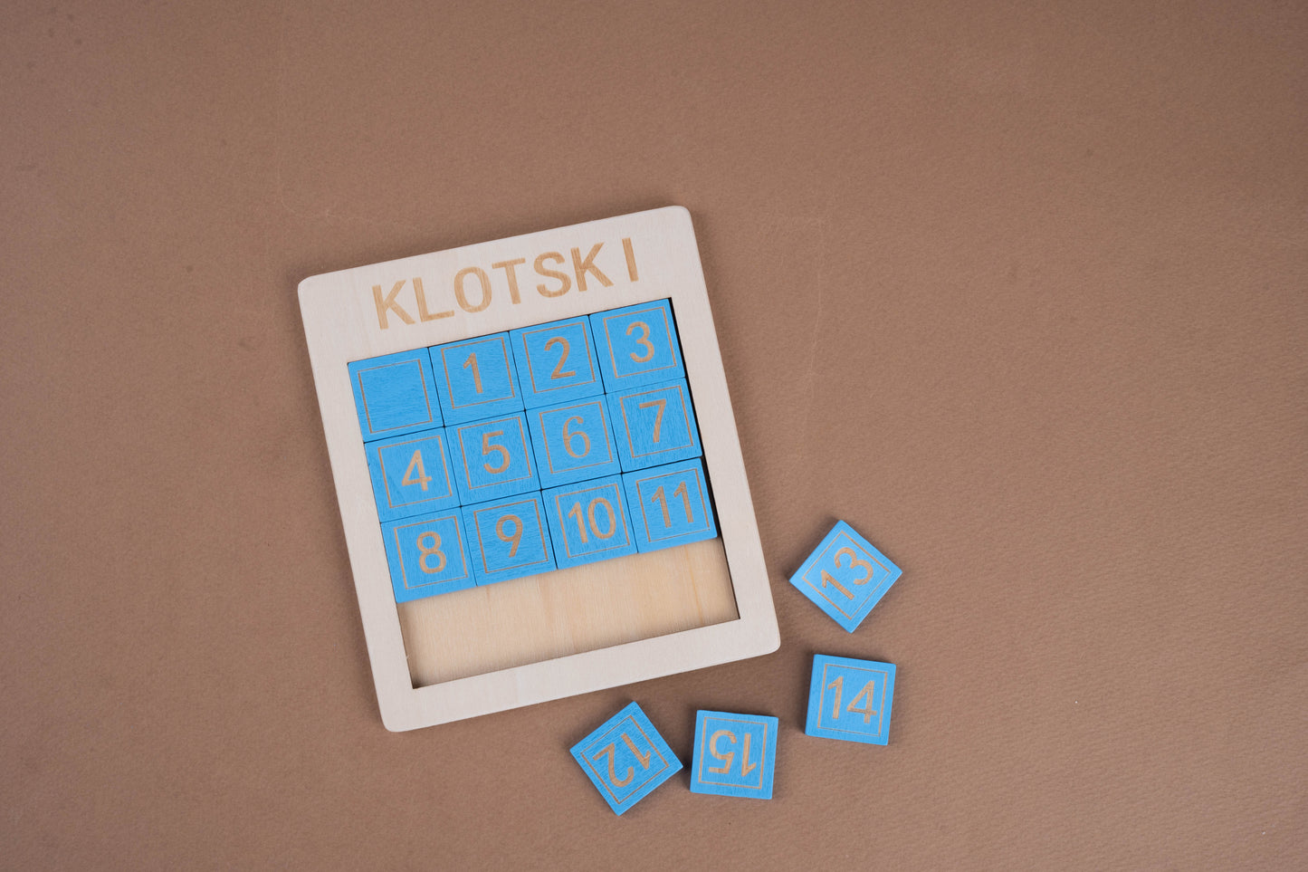 Klotski 15 Number Puzzle