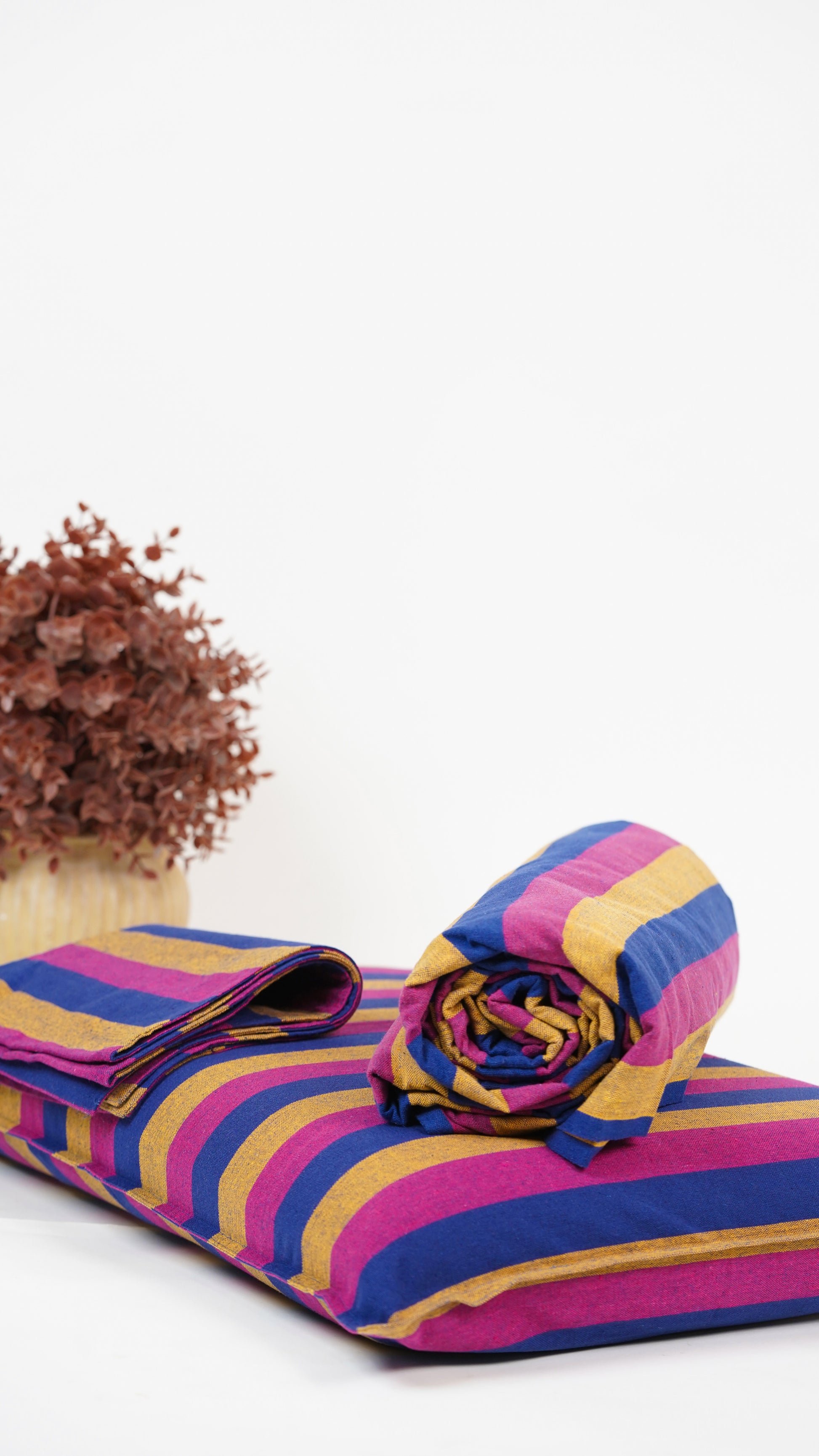 Chennimalai Double Cot Bedsheet Classic Blue & Pink