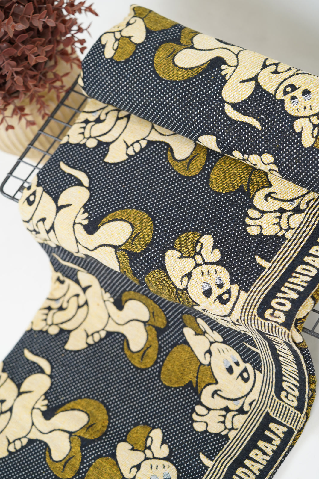 G. Raja Chennimalai Bedsheet Black Micky Mouse