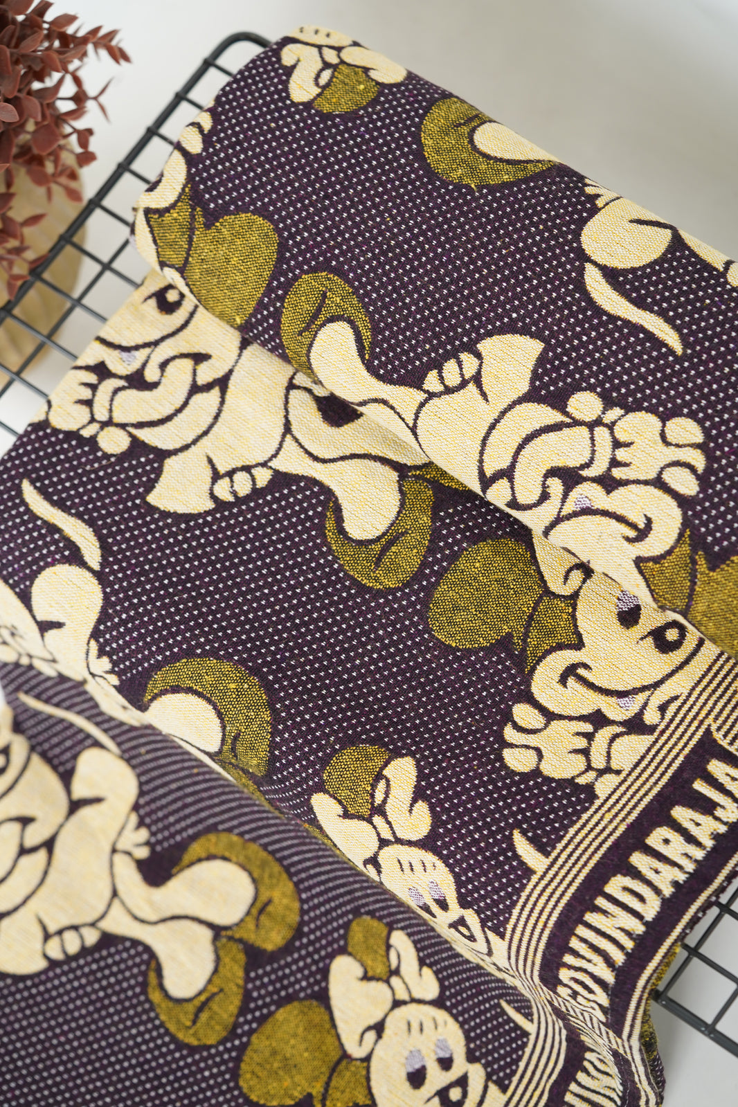 G. Raja Chennimalai Bedsheet Maroon Micky Mouse