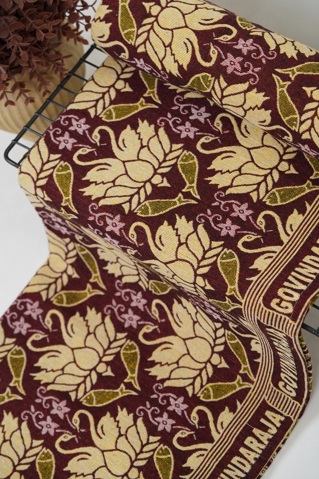 G. Raja Chennimalai Bedsheet Maroon swan