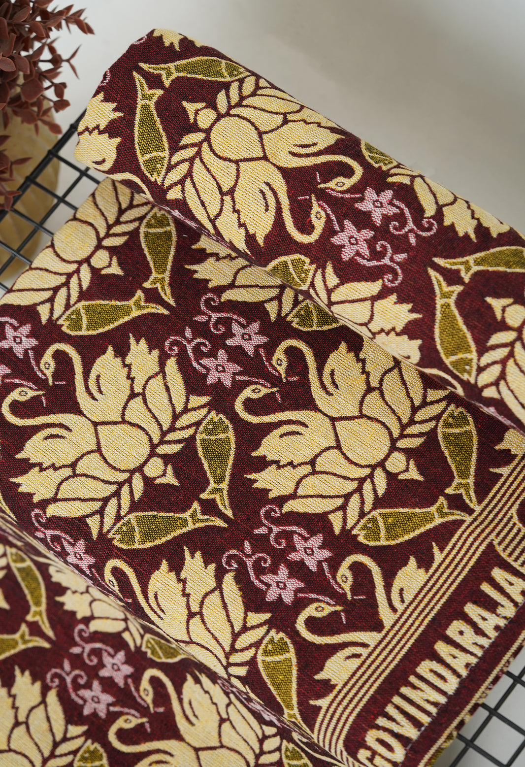 G. Raja Chennimalai Bedsheet Maroon swan