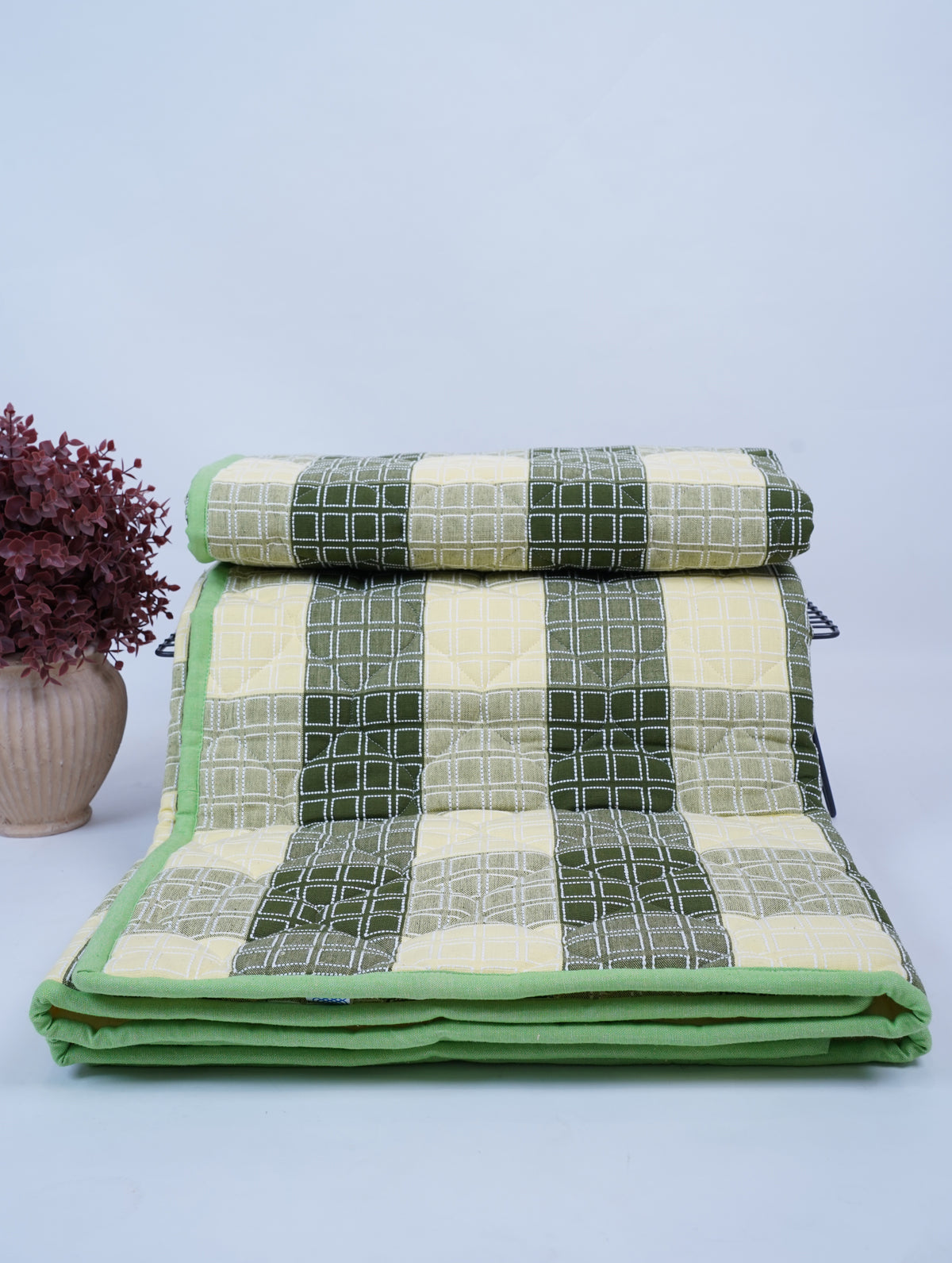 Premium Handloom Single Cot Chennimalai Quilt - Green Heaven