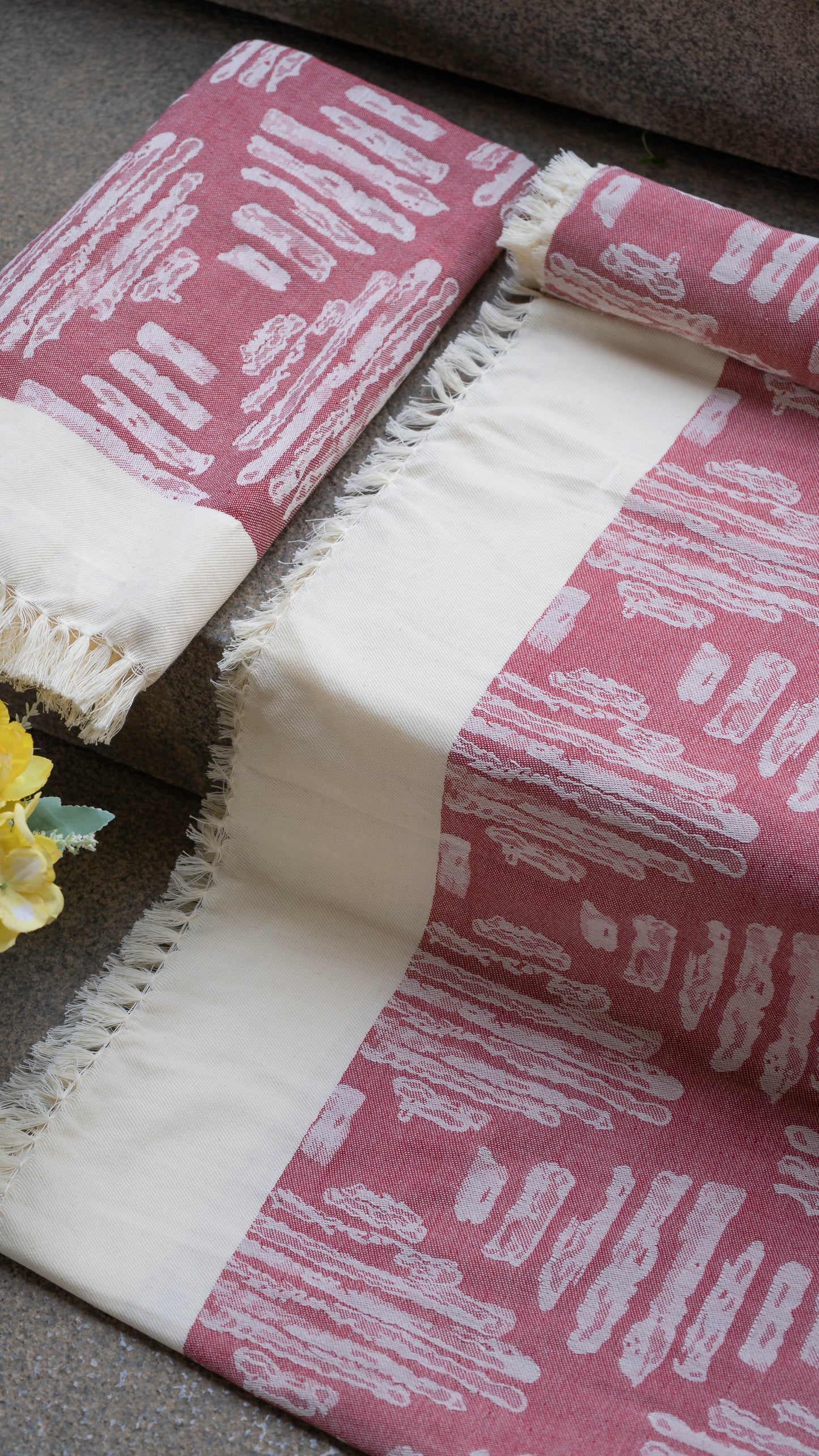 Jacquard Print Lovely Chennimalai Bed Sheet - Red
