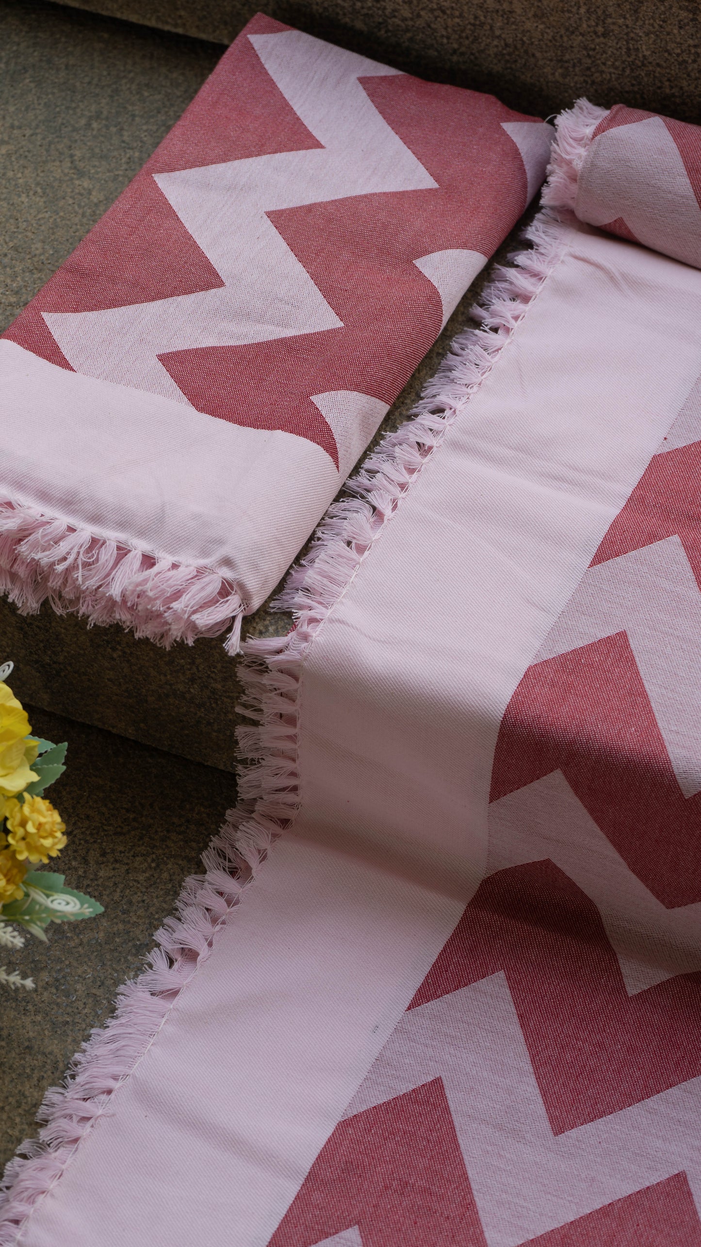 Zig Zag Lovely Chennimalai Bed Sheet - Red