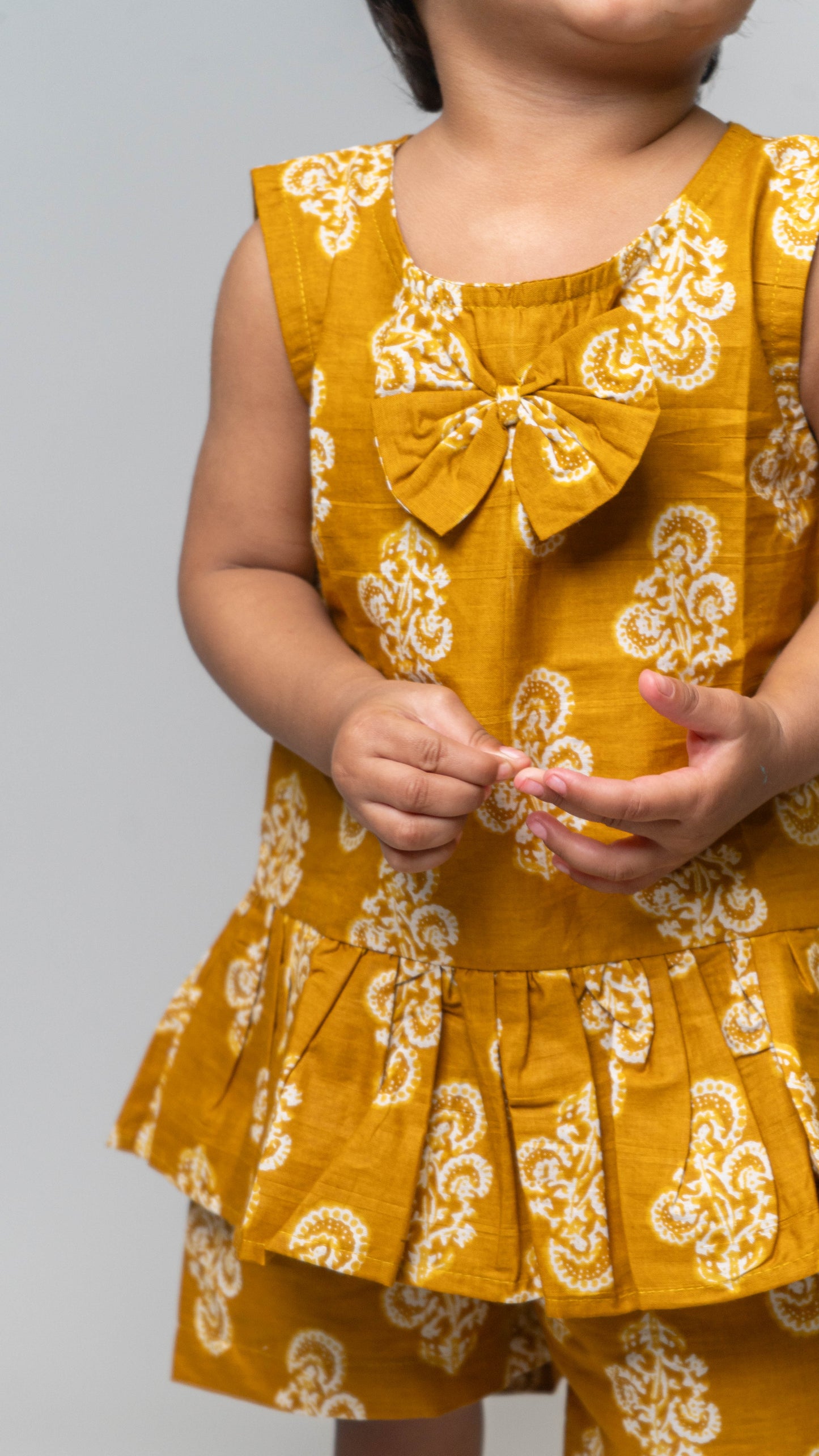 Mustard Floral Bow Pattern Set