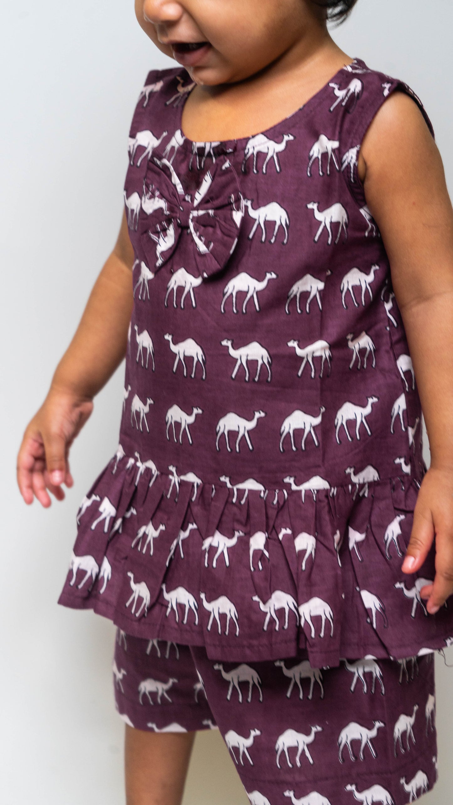 Purple Camel Bow Pattern Set