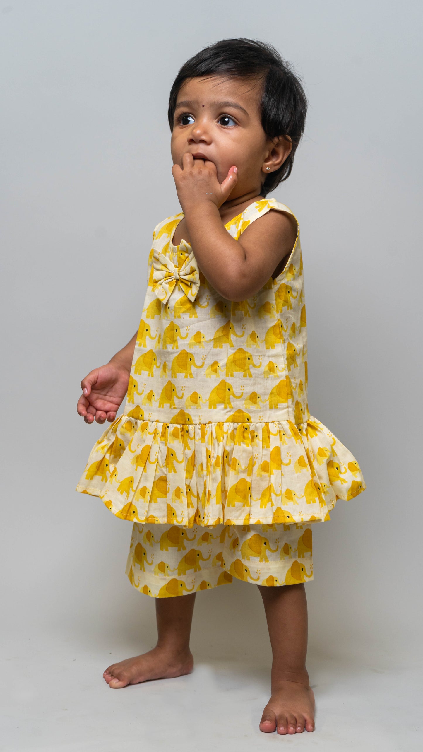 Yellow Elephant Bow Pattern Set