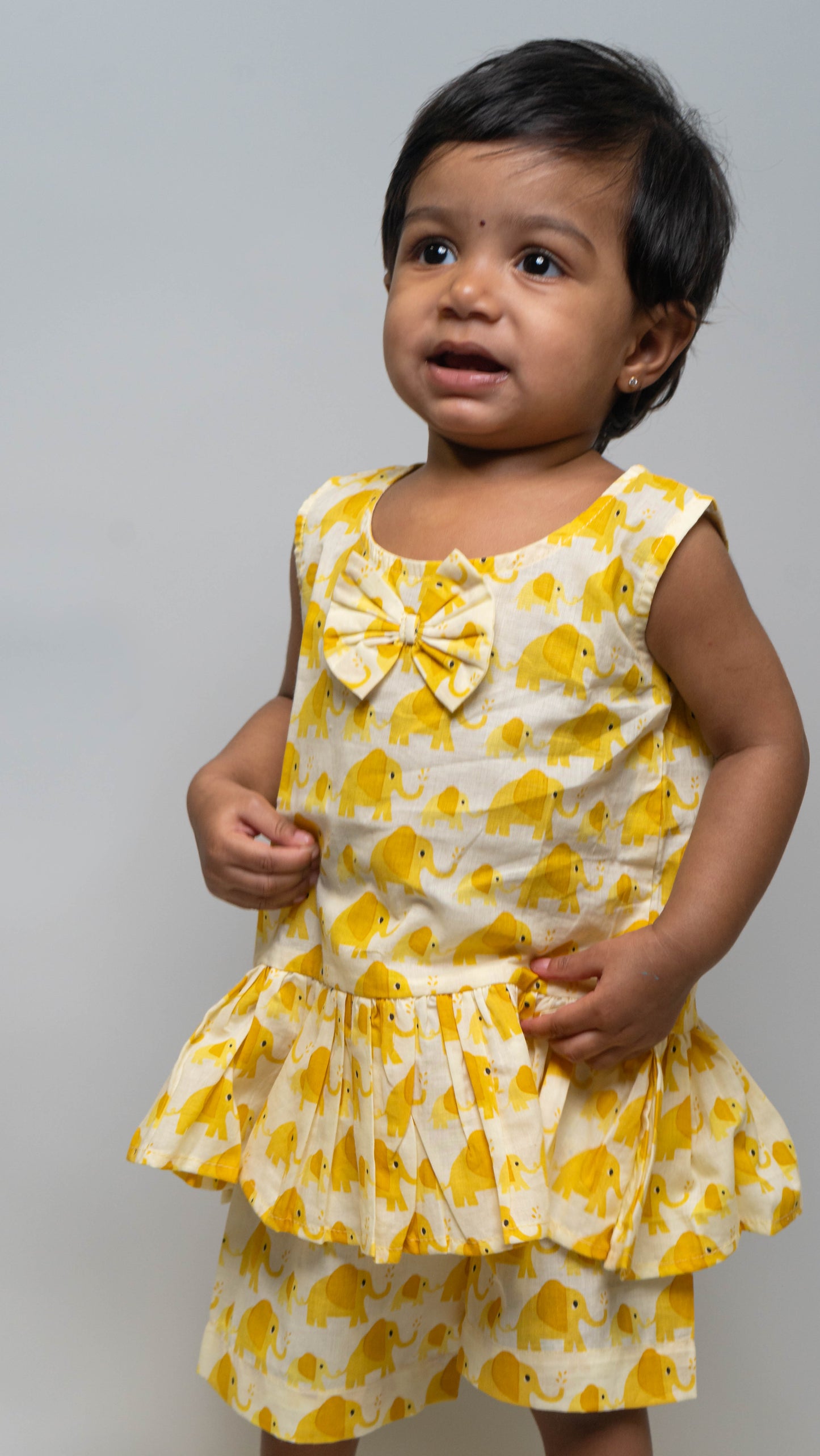 Yellow Elephant Bow Pattern Set