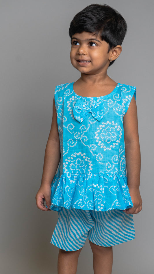Light Blue Geometric Bow Pattern Set
